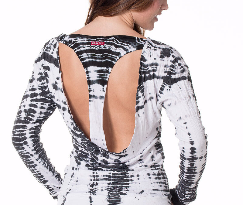 Astrology: Fashion and Yoga Clothing: A Contradiction?